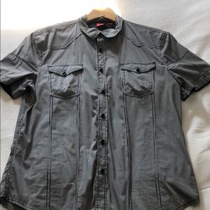 Saks Fifth Ave men’s short sleeved shirt - size L